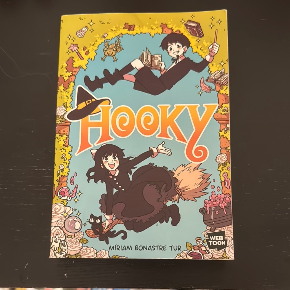 Hooky Comic Book by Miriam Bonastre Tur